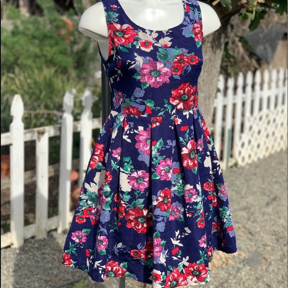 Everly Floral Dress